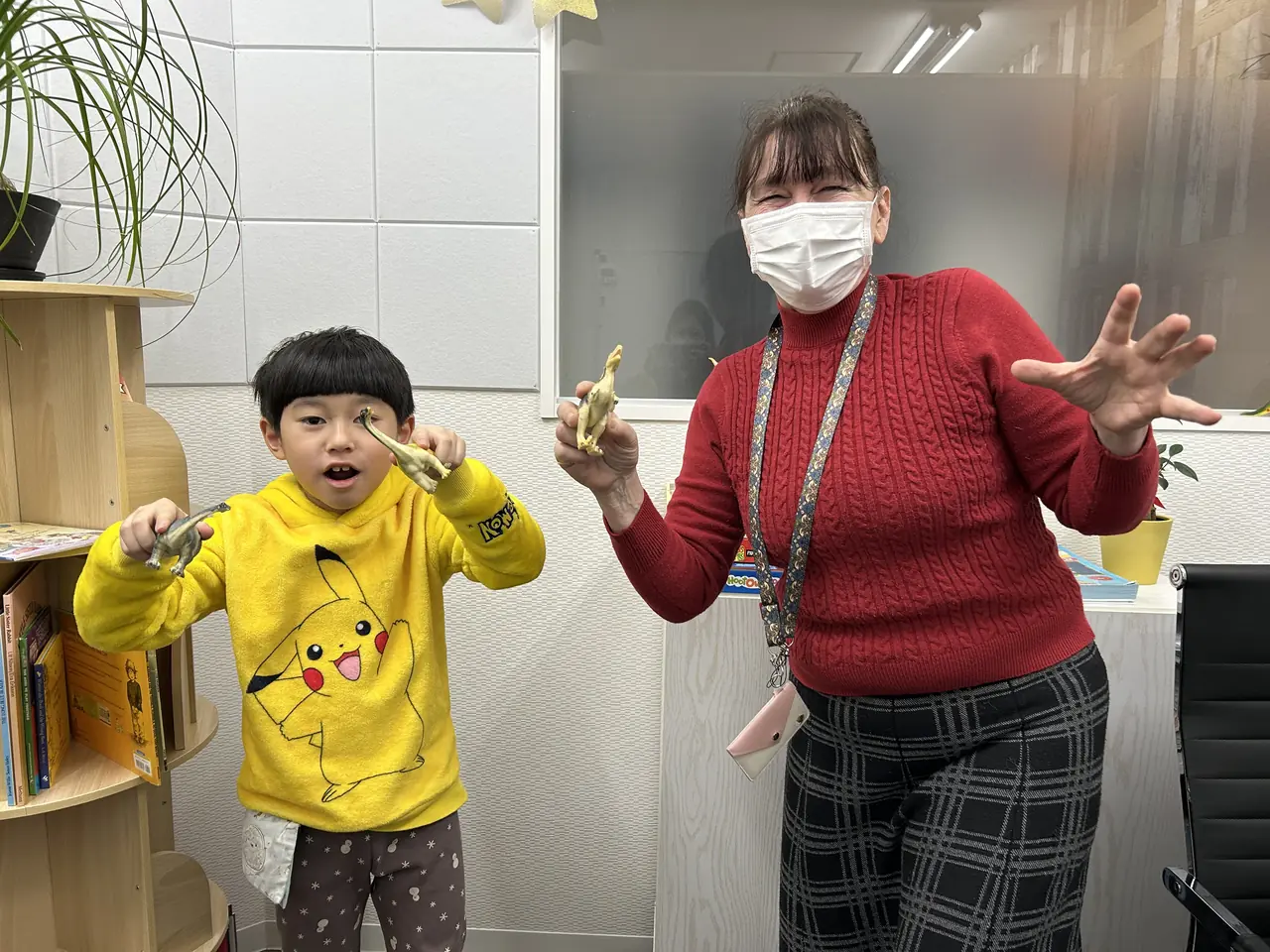 Rayさんと講師の教室での様子